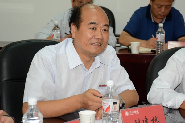 陕西省教育厅总会计师张新民来我校调研